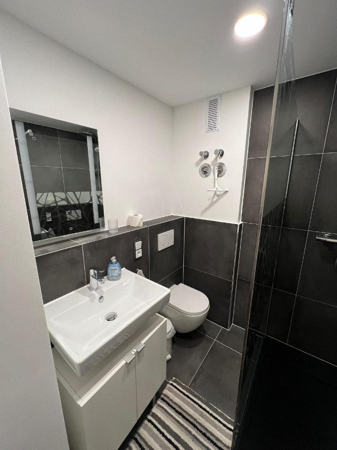 Modernes Appartement In Der Innenstadt Kolonia Zewnętrze zdjęcie